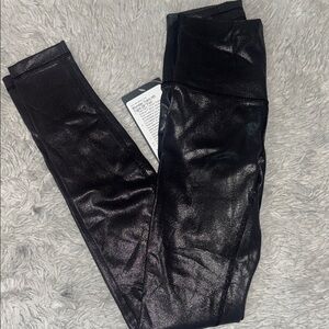 Lululemon  Wunder Train HR Foil Leggings